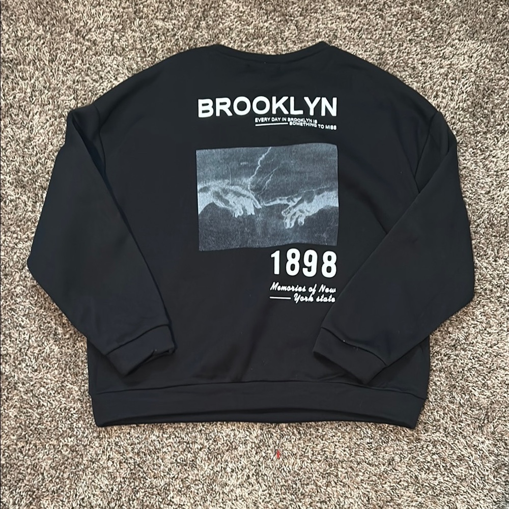 NWOT SHEIN Brooklyn Black Crewneck